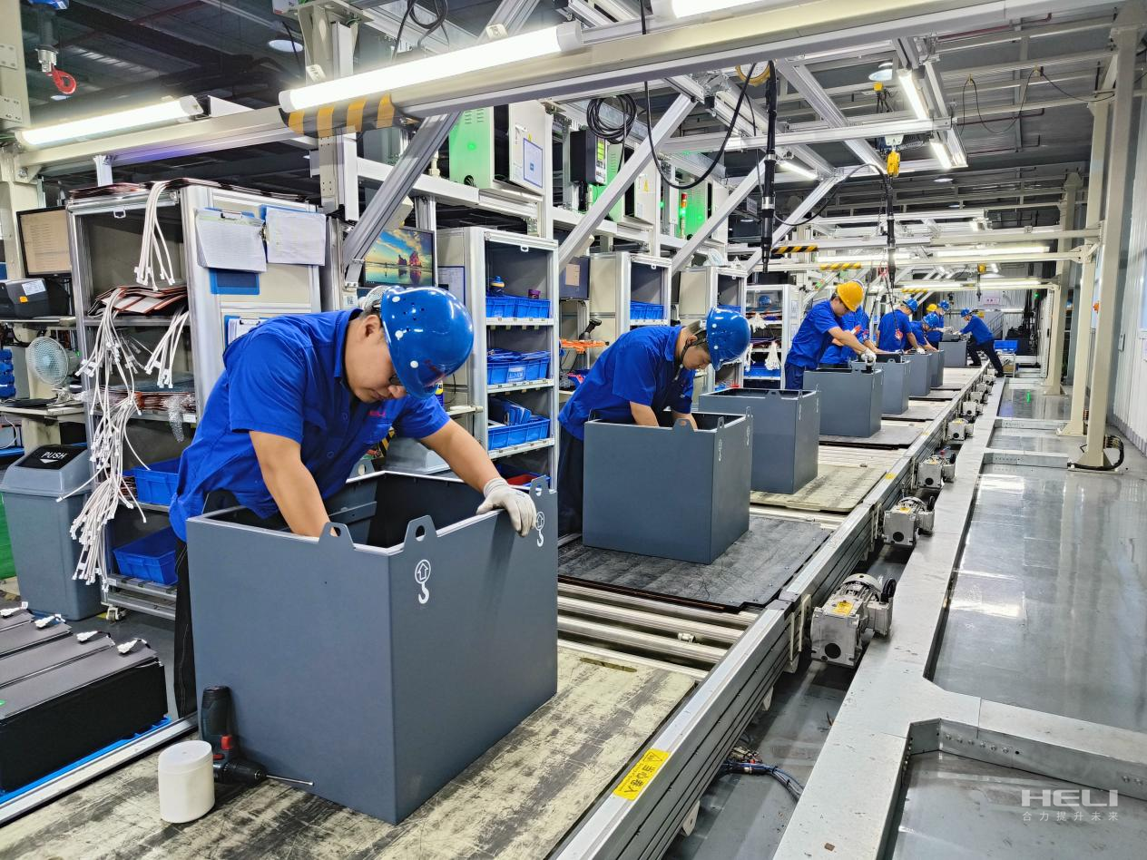 繁忙有序的現場.png 繁忙有序的現場.png