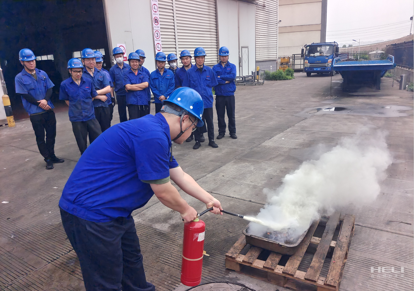 滅火演練現場.png 滅火演練現場.png