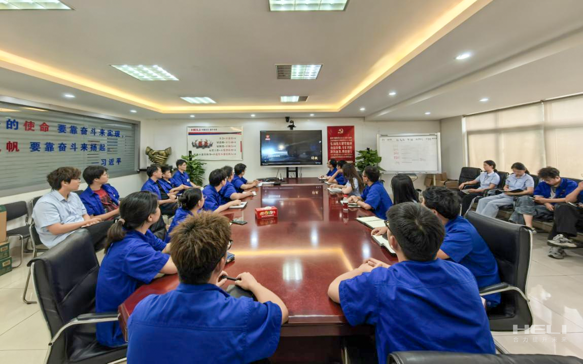 團(tuán)課現(xiàn)場(chǎng).png 團(tuán)課現(xiàn)場(chǎng).png